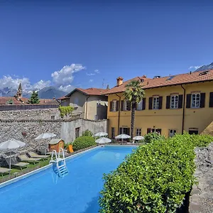 Guest house Vinicia, Pool, Jacuzzi, Airco, Domaso