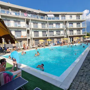 Aparthotel Alessandra, Domaso