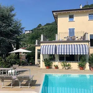 Bed & Breakfast Eden Jacuzzi Pool, Domaso